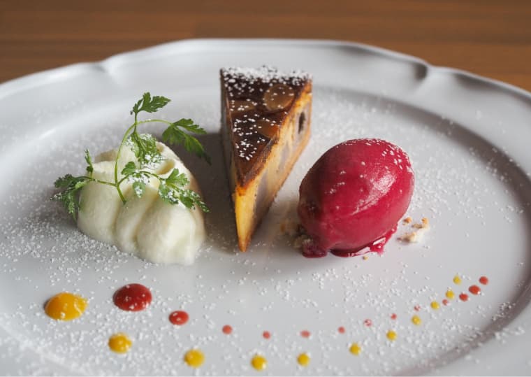 本日のタルト 写真はバナナのタルト